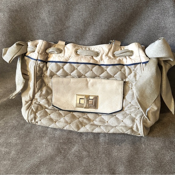 Juicy Couture Handbags - JUICY COUTURE Ivory Quilted Y2K Day Dreamer Bag